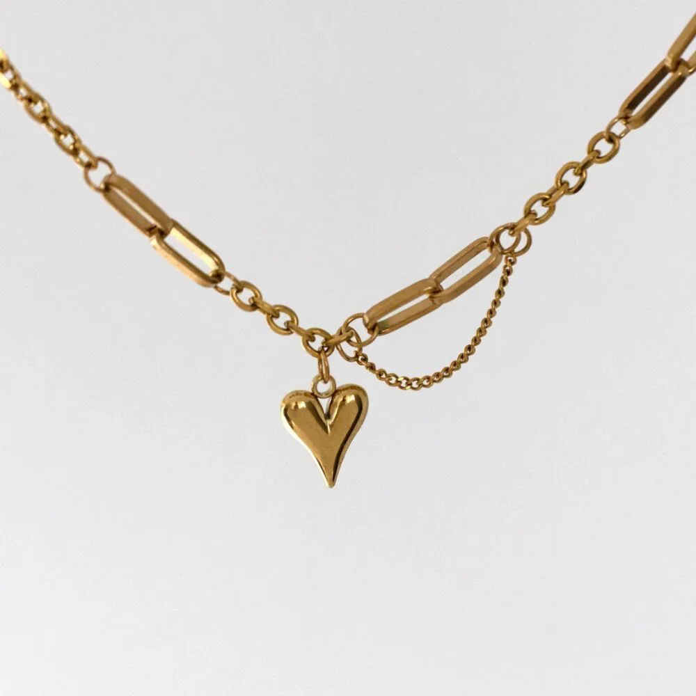 Woman 18K Gold Plated Stainless Steel heart Charm Chain Necklace 18.5' - Picture 4 of 5